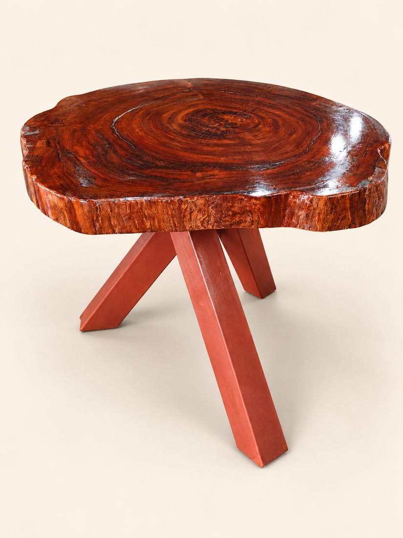Mesa redonda con anillos